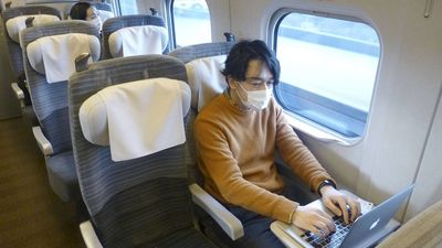 Facilitating work on “office cars” onboard shinkansen that connects the capital Tokyo and the country's northern and central parts.